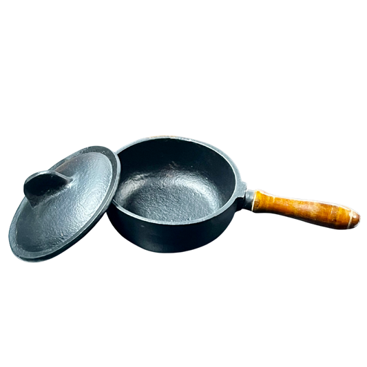 Cast Iron Cauldron with Lid & Wood Handle