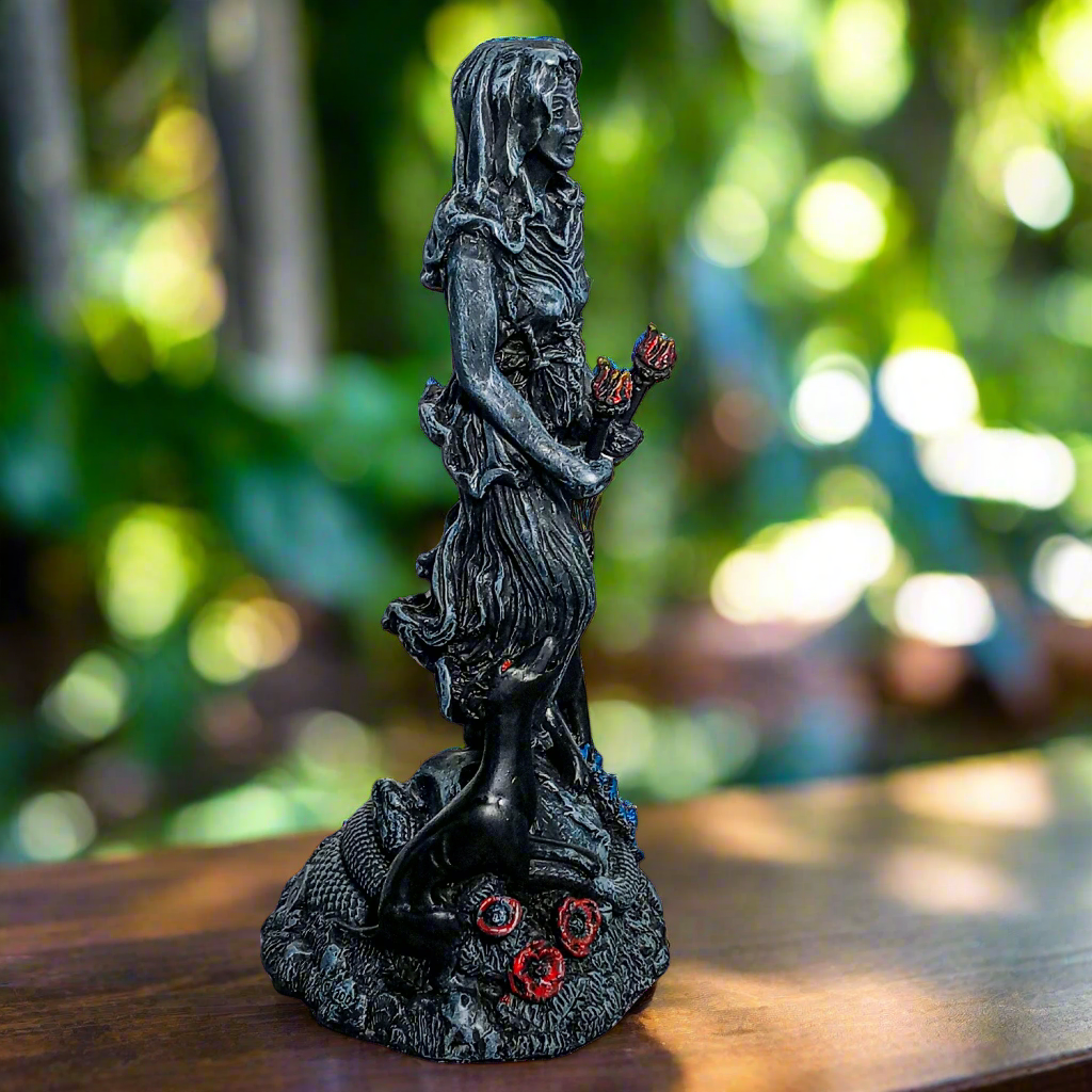 HEKATE GODDESS - Statue