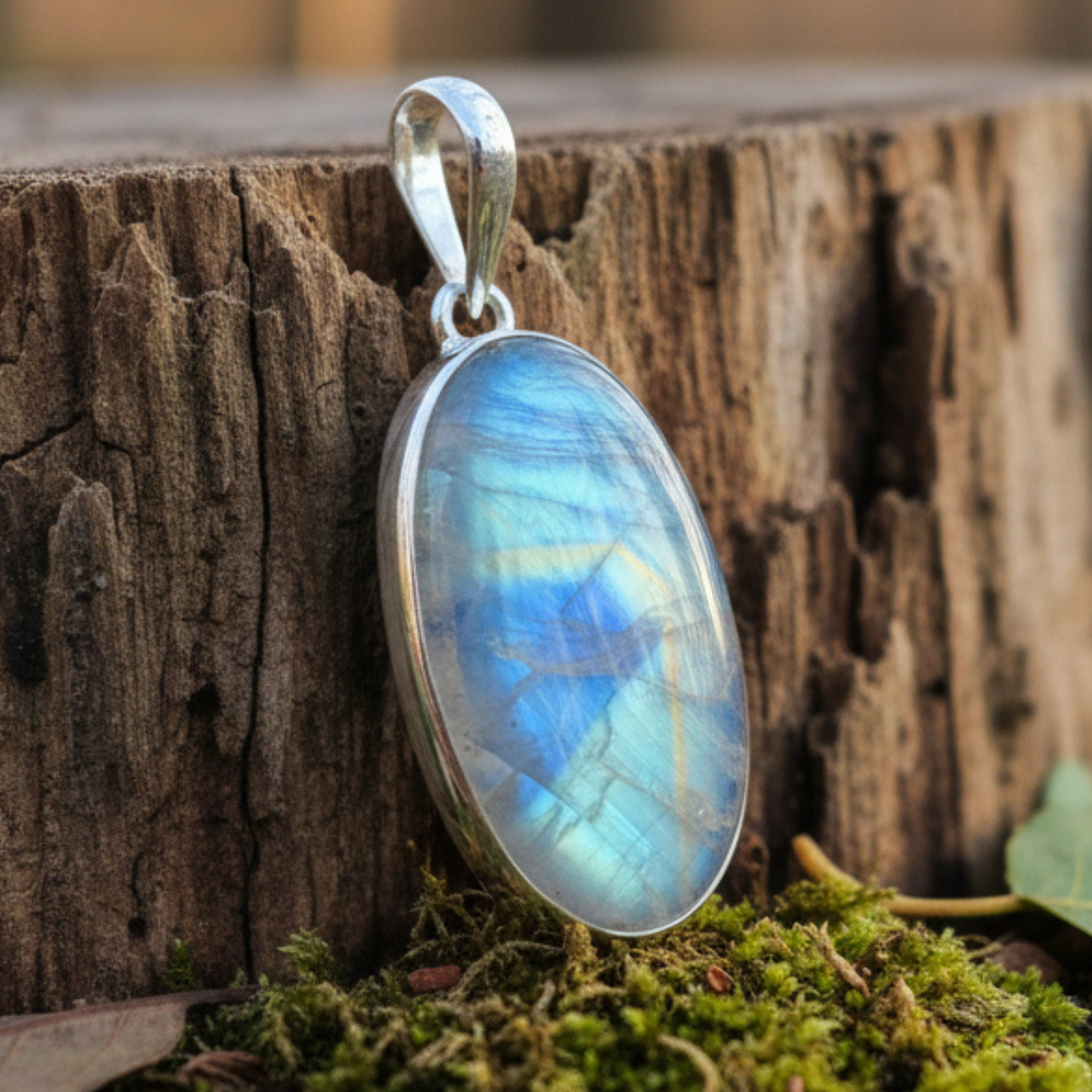 BLUE FIRE MOONSTONE PENDANT - MP08
