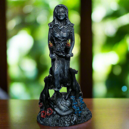 HEKATE GODDESS - Statue
