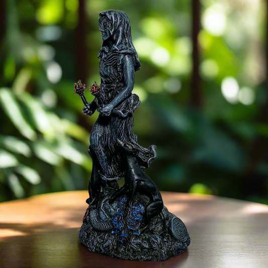 HEKATE GODDESS - Statue